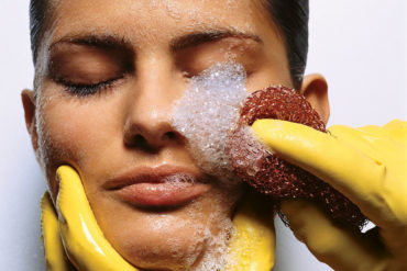img holdingeditorsfavoritefacewash 132817526122